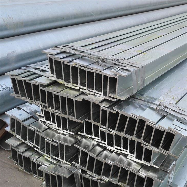 Venta Caliente En Stock Galvanizado Pipe Parts